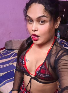 Lovely - Transsexual escort in New Delhi Photo 25 of 27