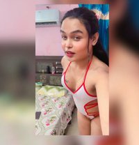 Lovely - Acompañantes transexual in New Delhi