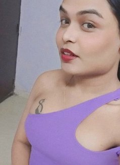 Lovely - Transsexual escort in New Delhi Photo 8 of 30