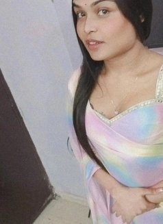 Lovely - Transsexual escort in New Delhi Photo 16 of 30