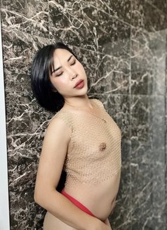 Lovely Kiki - Transsexual escort in Bangkok Photo 4 of 10