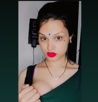 Lovely Kumari - Transsexual escort in Mumbai