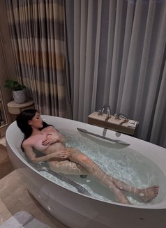 Lovely Mia - escort in Manila Photo 6 of 7