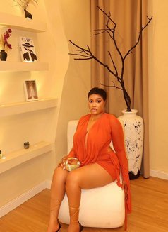 Lovely - escort in Accra Photo 4 of 4