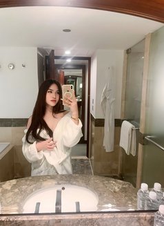 Lovely Yunah - Acompañantes transexual in Manila Photo 6 of 10