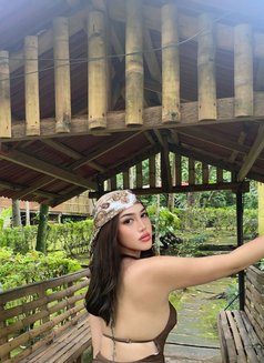 Lovely Yunah - Acompañantes transexual in Manila Photo 11 of 14