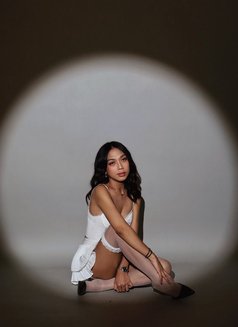 Loona - Transsexual escort in Manila Photo 4 of 5