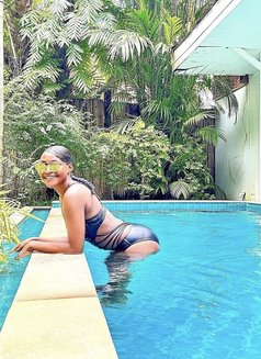 Loveness - puta in Bangkok Photo 3 of 11