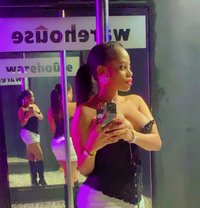 Loveness - escort in Mumbai