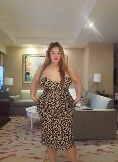LoveonTOP - Transsexual escort in Manila Photo 15 of 16