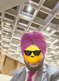 Lovepreet Singh CA Topper - Acompañantes masculino in Gurgaon Photo 7 of 7