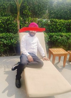 Lovepreet Singh CA Topper - Male escort in Gurgaon Photo 4 of 4