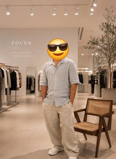 Lover - Acompañantes masculino in Al Manama Photo 5 of 5