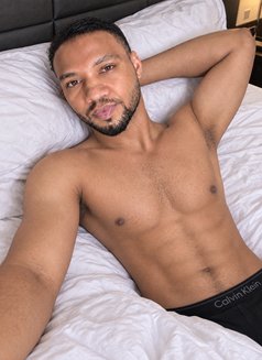 Boy Friend - Male escort in Dhaka Photo 4 of 7