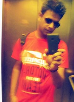 Lover Boy - Male escort in New Delhi Photo 1 of 3