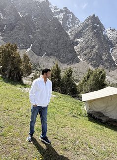 Lover Boy - Male escort in New Delhi Photo 3 of 3