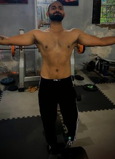 Independent escort - Male escort in Noida Photo 2 of 5