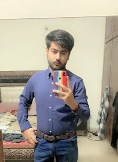 Lover Boy - Male escort in Lahore Photo 1 of 1