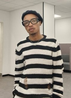 Lover Boy - Male escort in Cape Town Photo 1 of 10