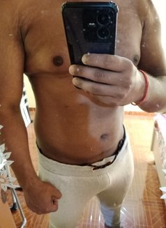 Loverboy Rohit - Male escort in Mumbai Photo 3 of 8