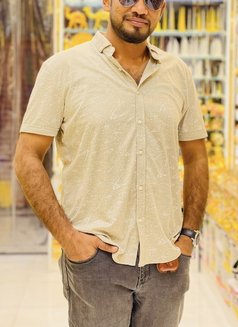 Loverboy90 - Male escort in Dubai Photo 1 of 1