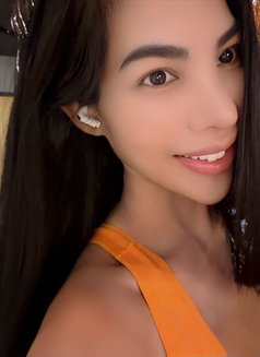 Lovey - puta in Riyadh Photo 11 of 17