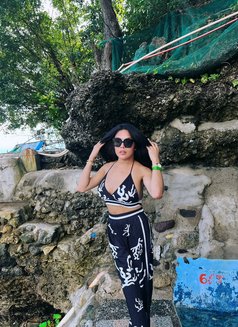 Bella - escort in Manila Photo 1 of 13