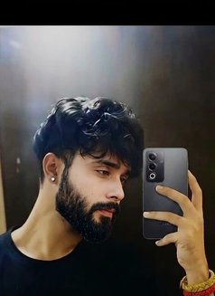 Lovish - Acompañantes masculino in Chandigarh Photo 3 of 3