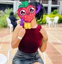 Lovy - puta in Nairobi