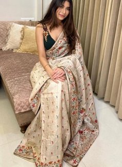 Low Price 100% Safe and Service Girls - escort in New Delhi Photo 9 of 15