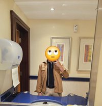 Loyal Sub of Dubai - Acompañantes masculino in Dubai