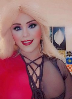 Lozaty - Transsexual escort in Cairo Photo 28 of 30