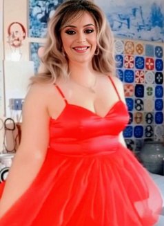 Lozaty - Transsexual escort in Cairo Photo 25 of 29