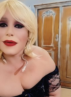 Lozaty - Acompañantes transexual in Cairo Photo 27 of 28