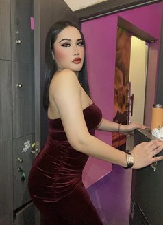 Lucky Big Ass Both For You69 - Transsexual escort in Khobar Photo 2 of 8