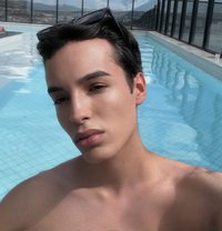 Luan - Male escort in Dubai