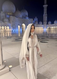Luana - escort in Dubai Photo 22 of 30
