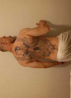 Luca - Male escort in Zagreb Photo 21 of 22