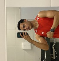 Lucas - masseur in Roissy-en-France