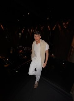 Lucas Classy Latin Lebanese Boy - Male escort in London Photo 2 of 12