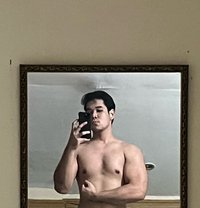 Lucas - Male escort in Makati City