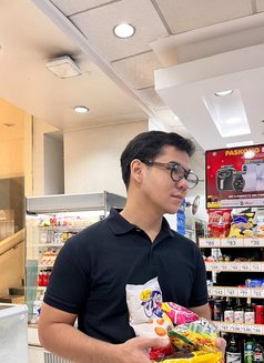 Lucas - Male escort in Makati City Photo 8 of 11