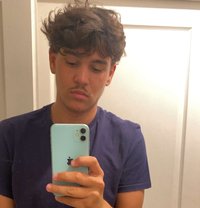 Lucas - Male escort in Paris