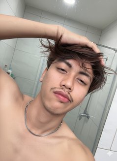 Lucas - Acompañantes masculino in Bali Photo 2 of 6