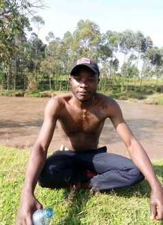 Lucas - Male escort in Eldoret Photo 4 of 6