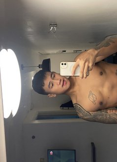 Lucas Moreno - Male escort in Manila Photo 2 of 8