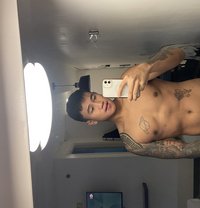 Lucas Moreno - Male escort in Manila