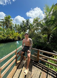 Lucas Moreno - Male escort in Manila Photo 4 of 8