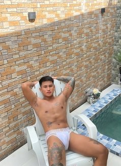 Lucas Natividad - Acompañantes masculino in Manila Photo 3 of 9