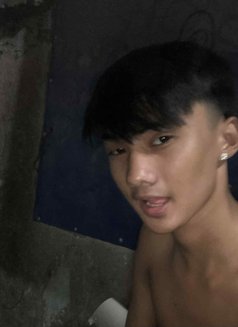 Lucas Sebastian - Male escort in Manila Photo 3 of 5